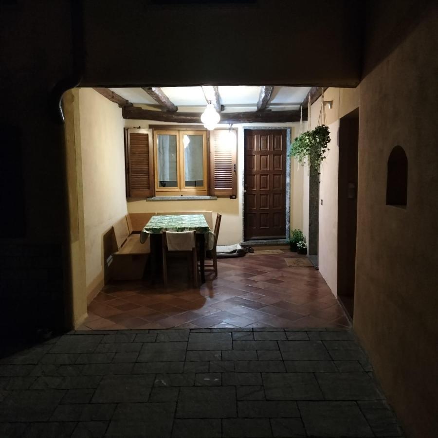 شقة Casa Rina نيسّو المظهر الخارجي الصورة