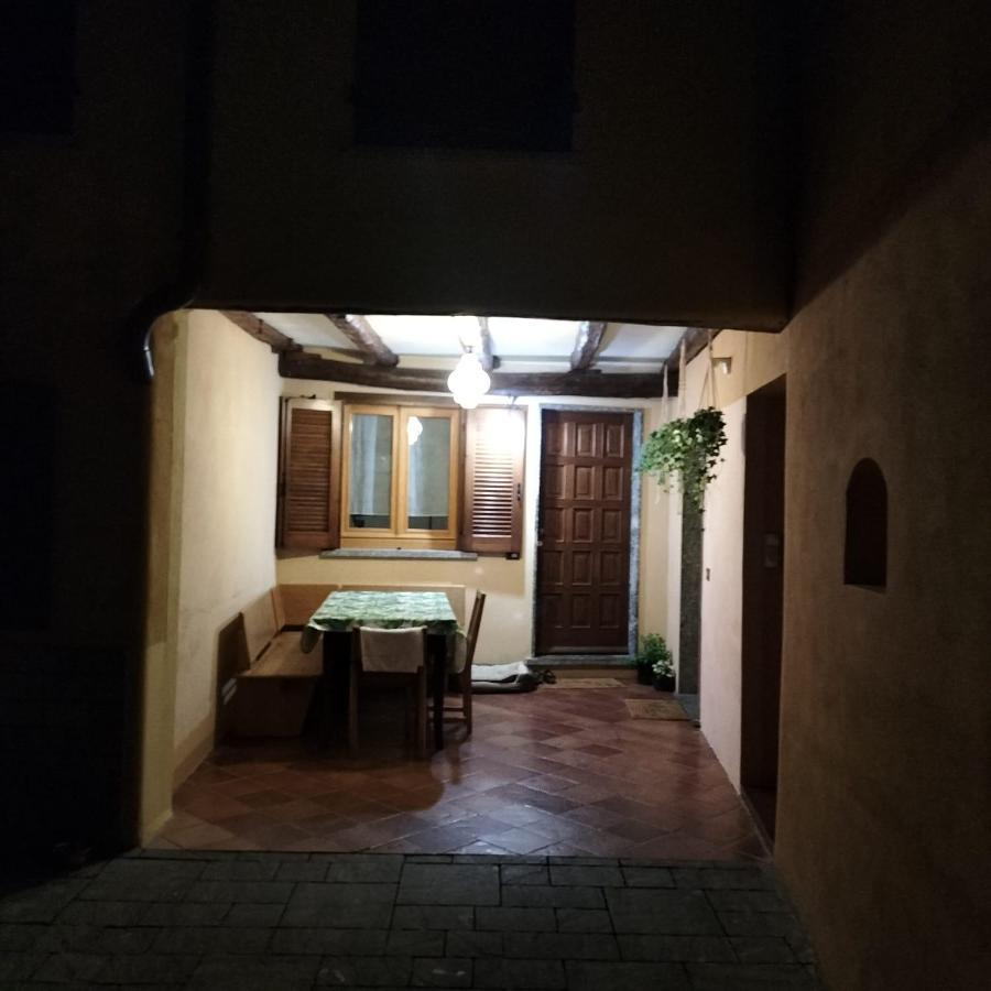 شقة Casa Rina نيسّو المظهر الخارجي الصورة